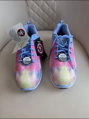 NWT Women's Sketchers Work Sure Track Composite Memory Foam Sneakers